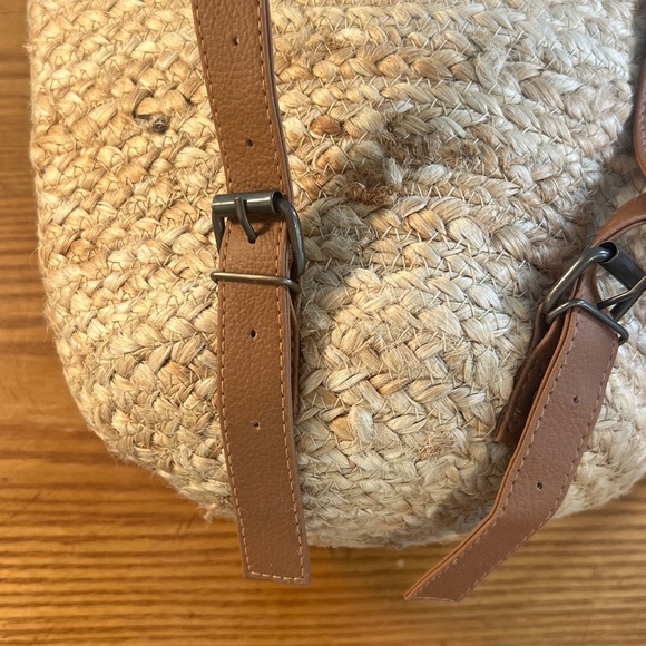 BEACHLY The Shore-Break Picnic Cooler Bag by XIX•PALMS Insulated Picnic Backpack - Picture 9 of 16